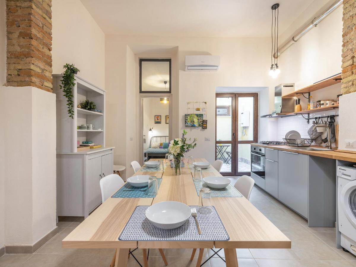 칼리아리 Giardini House 빌라 외부 사진